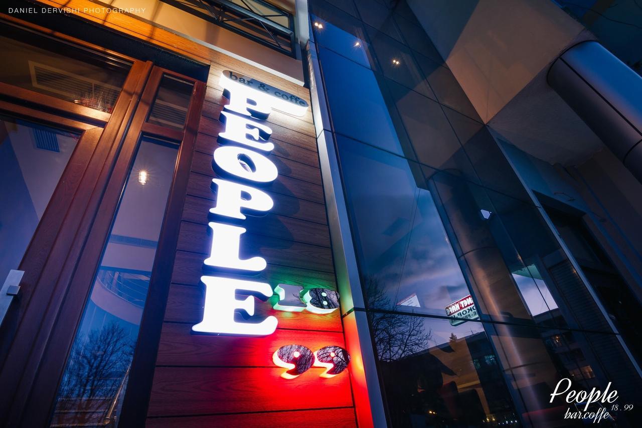 Guest House People Корча Екстериор снимка